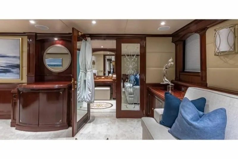Slide: The Image of Van Mill 143 Tri-Deck Motor Yacht 1988 - 6520716