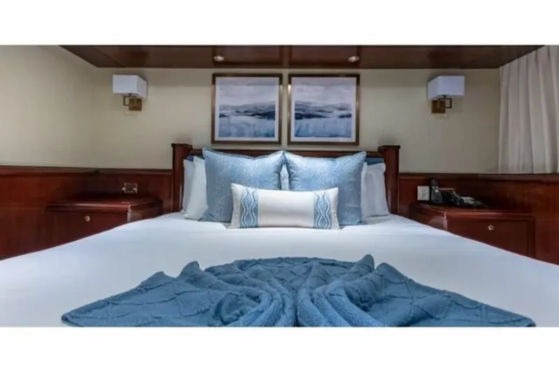 Slide: The Image of Van Mill 143 Tri-Deck Motor Yacht 1988 - 6520733