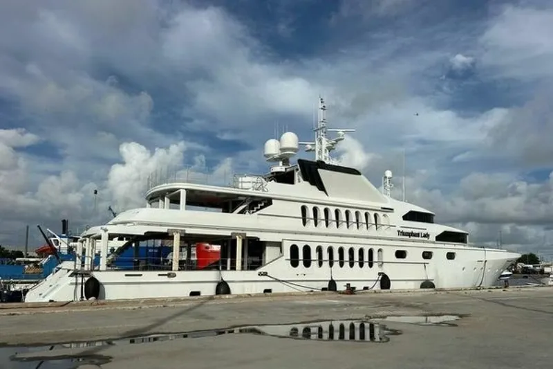 Slide: The Image of Sterling Yachts 155 Motor Yacht 1985 - 6520881
