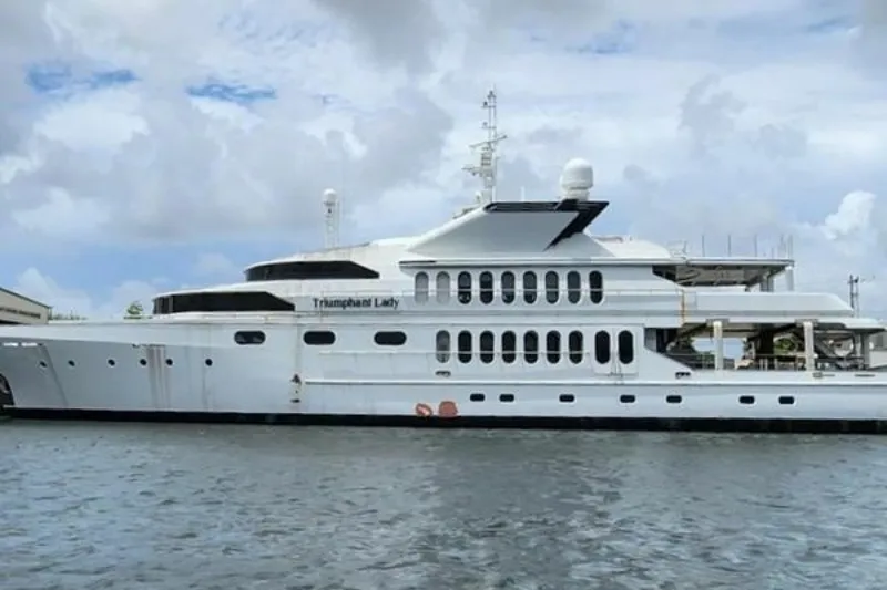 Slide: The Image of Sterling Yachts 155 Motor Yacht 1985 - 6520902