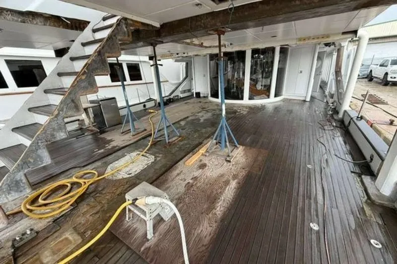 Slide: The Image of Sterling Yachts 155 Motor Yacht 1985 - 6520914