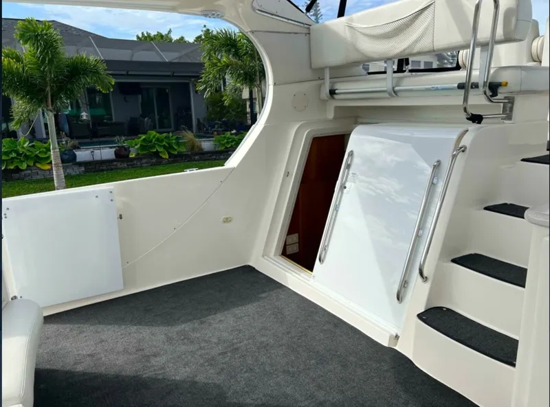 Slide: The Image of Silverton Motoryacht 2002 - 6522955