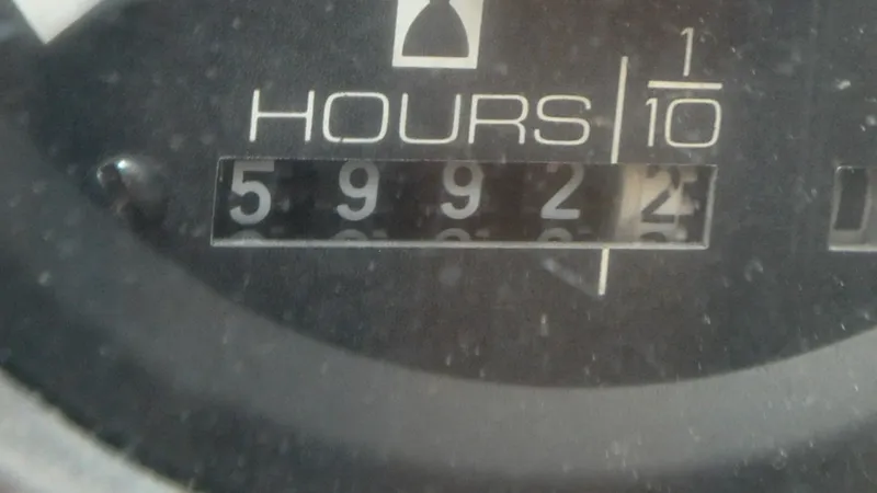 Slide: The Image of 1984 Bristol 41.1 | Petrel Hour meter showing 5992.4 hours on a 1984 Bristol 41.1. - 6523060