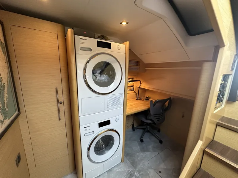 Slide: The Image of Beneteau Monte Carlo 47 2011 - 6535151