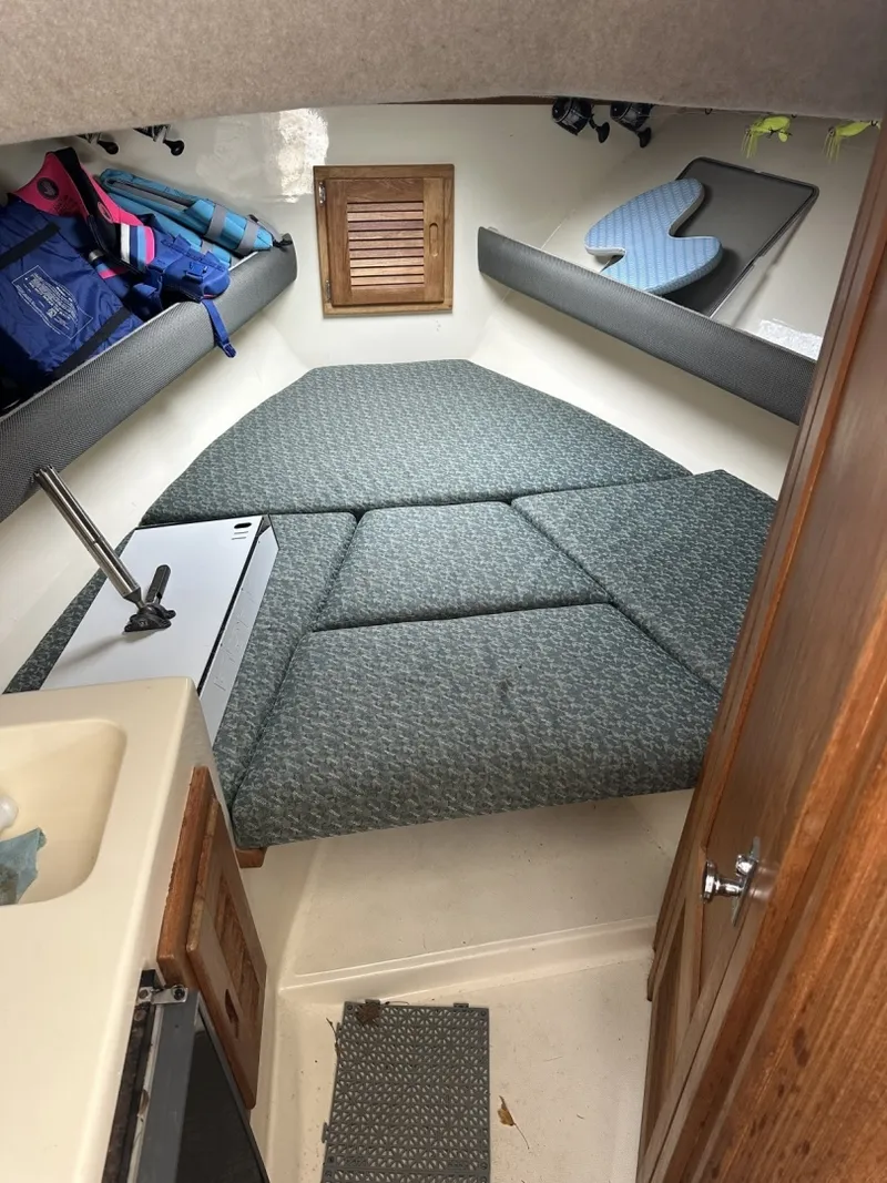 Slide: The Image of Albemarle 280 Express Fisherman 2000 - 6534988