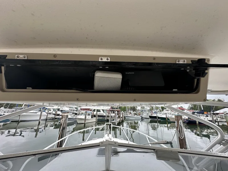 Slide: The Image of Albemarle 280 Express Fisherman 2000 - 6534995