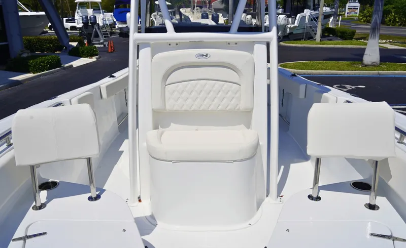 Slide: The Image of Sea Hunt Ultra 229 2026 - 6535448