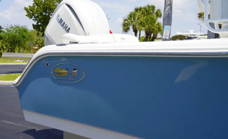 Slide: The Image of Sea Hunt Ultra 229 2026 - 6535424
