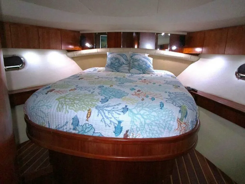 Slide: The Image of Master Cabin - 6535554