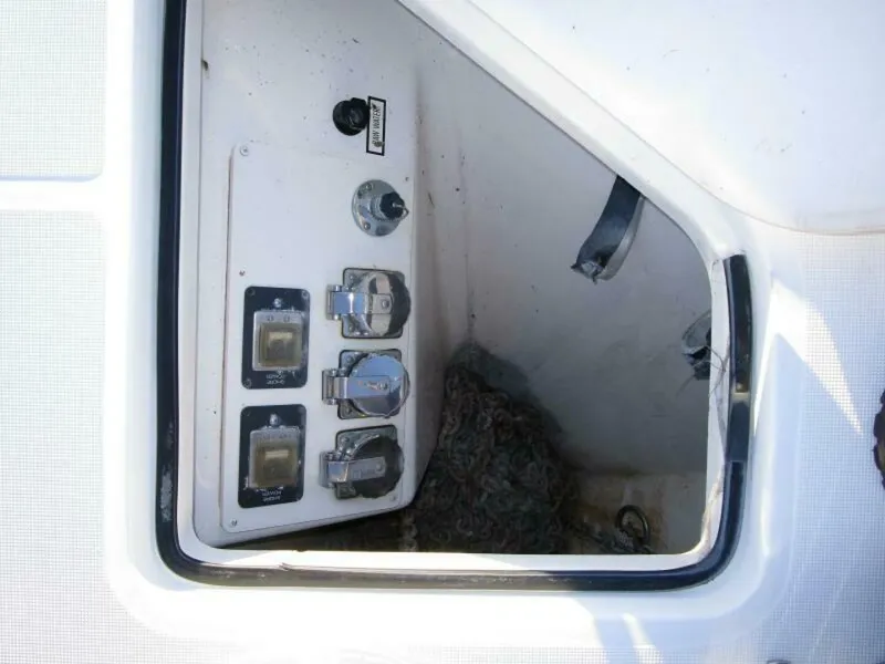 Slide: The Image of Optional Bow Shore Power Hookup - 6535586