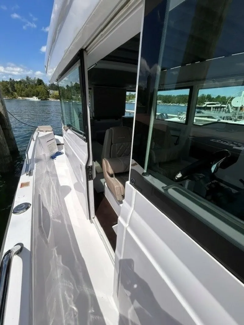 Slide: The Image of Axopar 37 XC Cross Cabin 2024 - 6563710