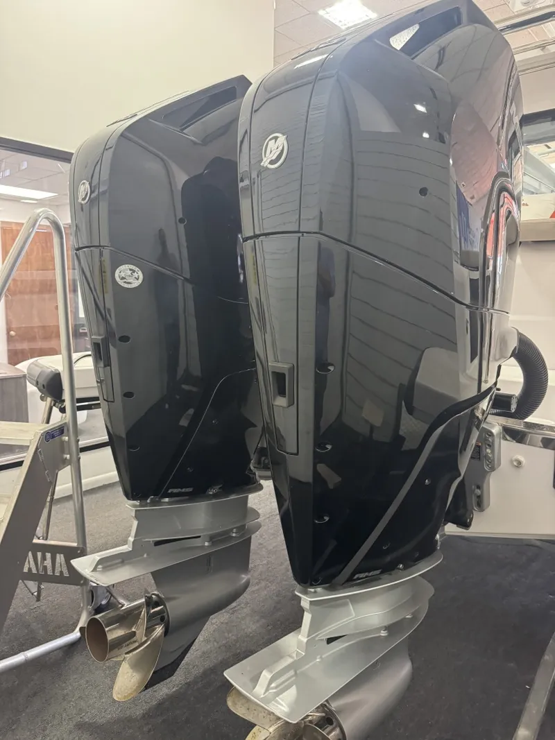 Slide: The Image of Axopar 37 XC Cross Cabin 2024 - 6535639