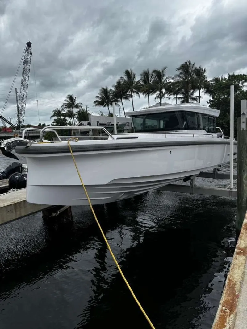 Slide: The Image of Axopar 37 XC Cross Cabin 2024 - 6535642