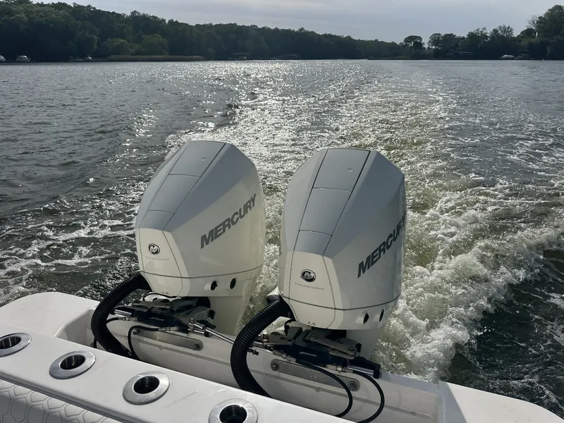 Slide: The Image of Belzona 27 Center Console 2020 - 6535976