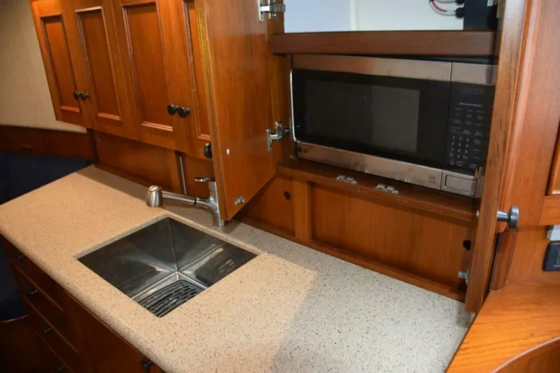 Slide: The Image of Microwave In Cabinet - 6536021