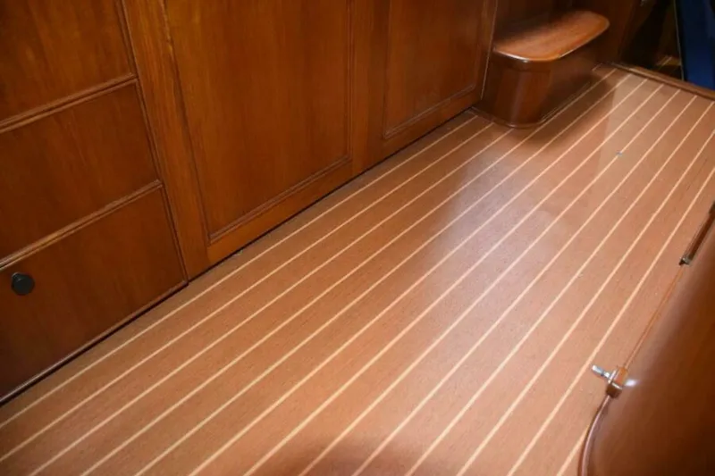 Slide: The Image of Amtico Teak And Holly Sole - 6536023