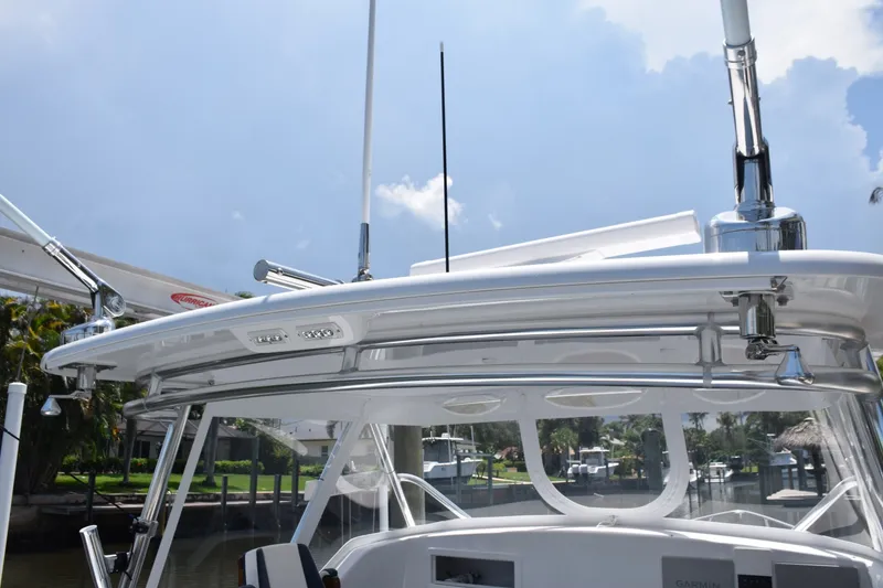 Slide: The Image of Rupp Radial Outrigger Bases And Aft LED Cockpit Spreader Lights - 6551261