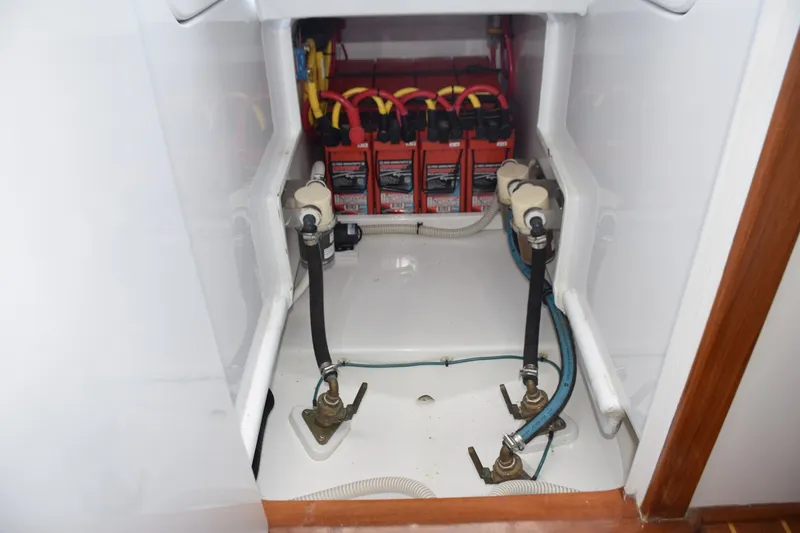 Slide: The Image of Center Bilge Compartment Aft, House Battery Bank Storage - 6551374