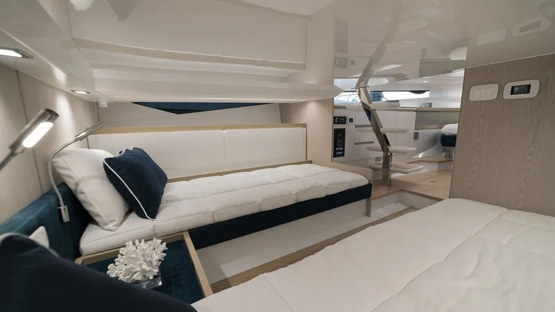 Slide: The Image of Fiart Seawalker 2027 - 6536429