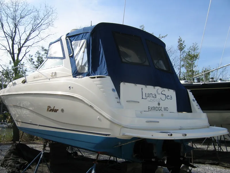 Slide: The Image of Rinker 330 Fiesa Vee 2000 - 6536291