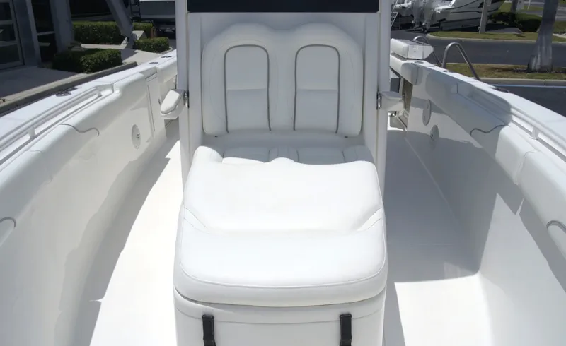 Slide: The Image of Sea Hunt Gamefish 27CB 2018 - 6536331