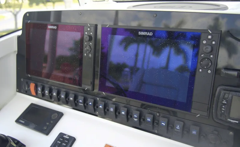 Slide: The Image of Sea Hunt Gamefish 27CB 2018 - 6536314