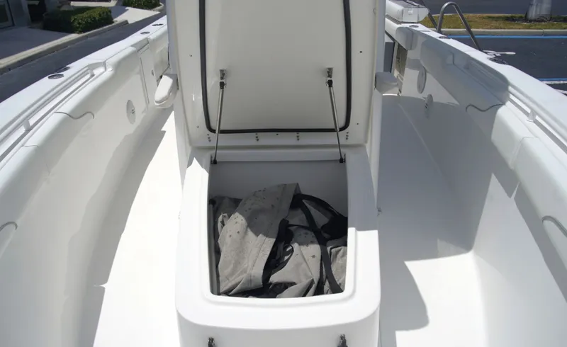Slide: The Image of Sea Hunt Gamefish 27CB 2018 - 6536332