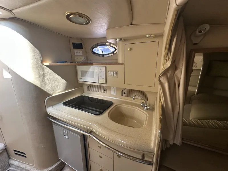 Slide: The Image of Sea Ray 290 Sundancer 1998 - 6536379