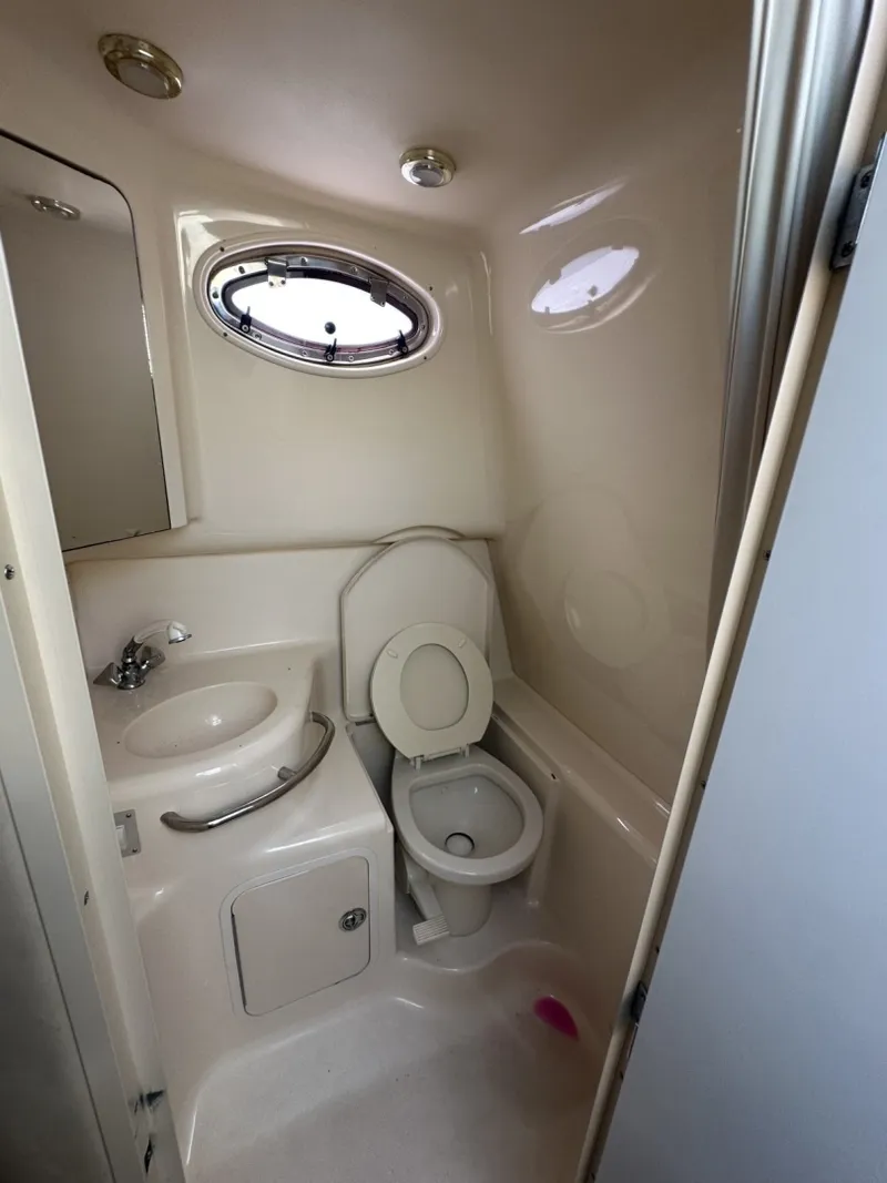 Slide: The Image of Sea Ray 290 Sundancer 1998 - 6536381