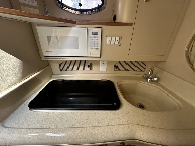Slide: The Image of Sea Ray 290 Sundancer 1998 - 6536380