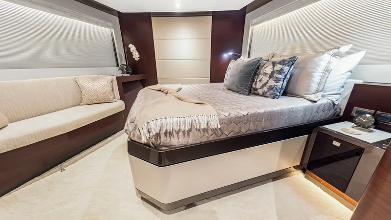 Slide: The Image of Galati-LONESTAR-Staterooms3 - 6536818