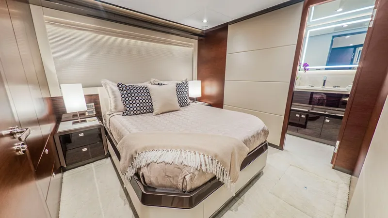 Slide: The Image of Galati-LONESTAR-Staterooms13 - 6536828