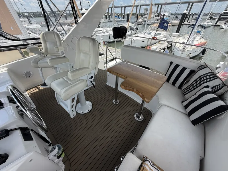 Slide: The Image of Ocean Alexander 48 2005 - 6550650