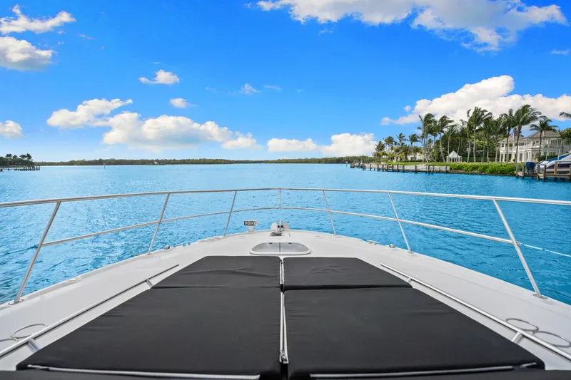 Slide: The Image of Sea Ray SUNDANCER 510 2017 - 6550760