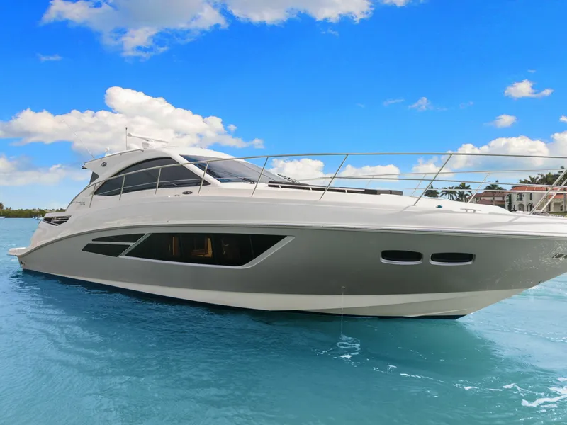 Slide: The Image of Sea Ray SUNDANCER 510 2017 - 6550746