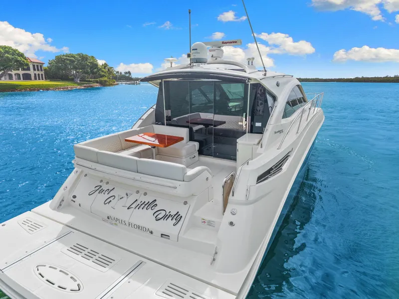 Slide: The Image of Sea Ray SUNDANCER 510 2017 - 6550750