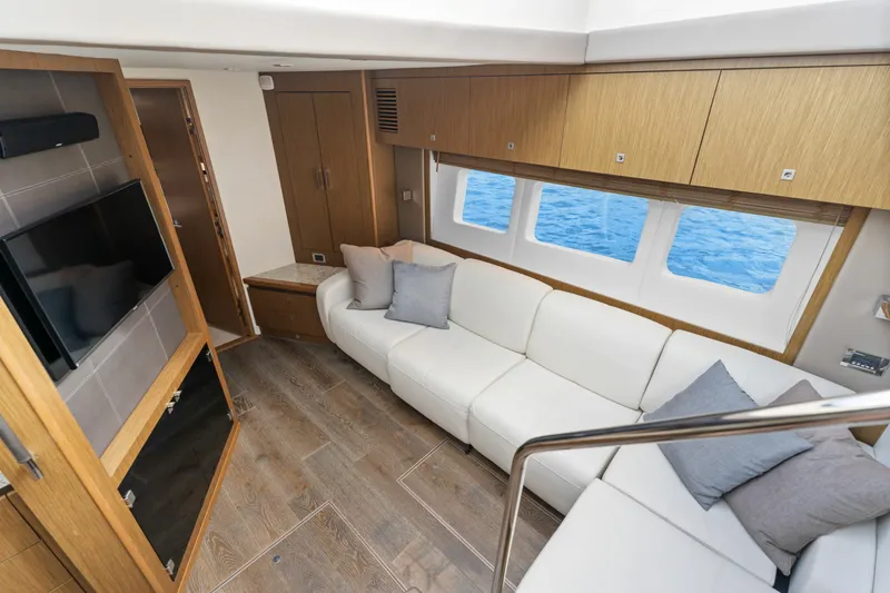 Slide: The Image of Sea Ray SUNDANCER 510 2017 - 6550778