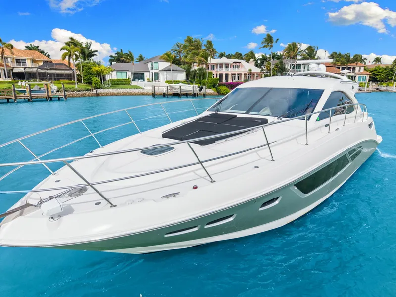Slide: The Image of Sea Ray SUNDANCER 510 2017 - 6550756