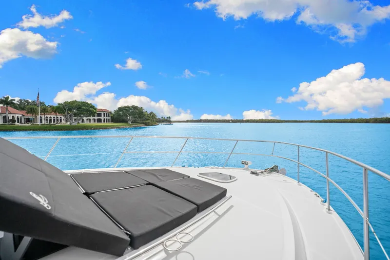 Slide: The Image of Sea Ray SUNDANCER 510 2017 - 6550762
