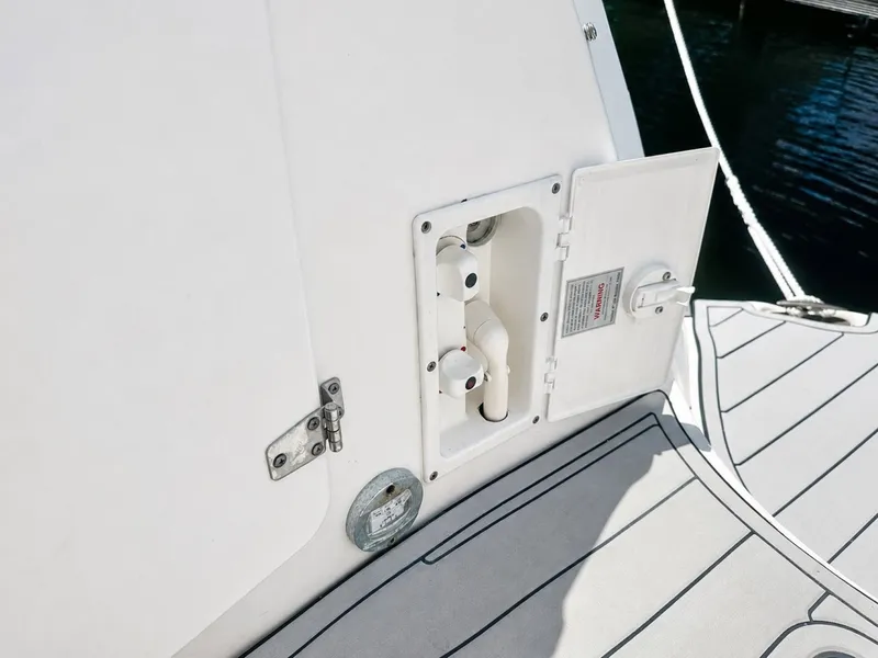 Slide: The Image of Rinker 310 Express Cruiser 2012 - 6550908