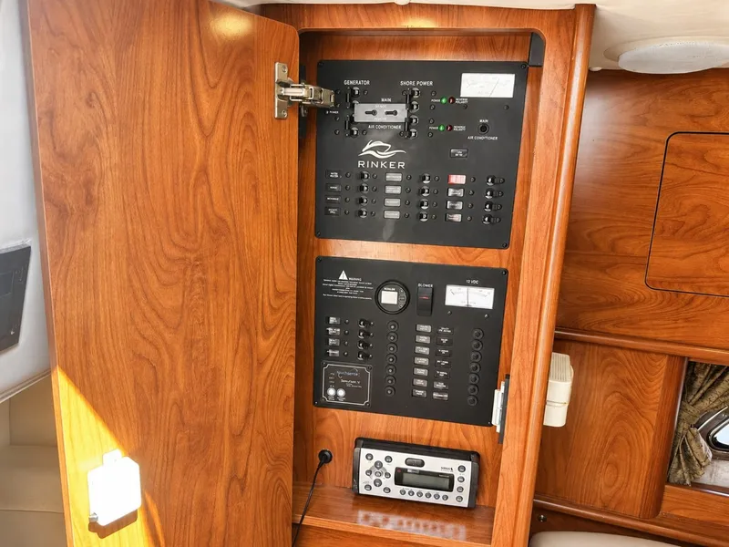 Slide: The Image of Rinker 310 Express Cruiser 2012 - 6550960