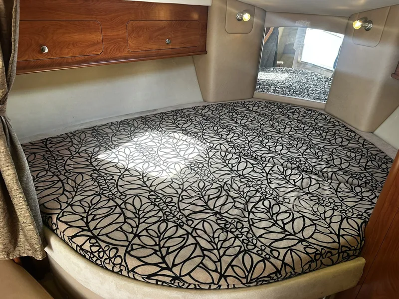Slide: The Image of Rinker 310 Express Cruiser 2012 - 6550932