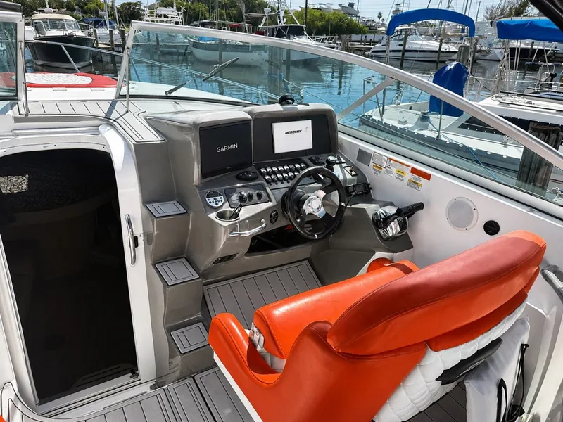 Slide: The Image of Rinker 310 Express Cruiser 2012 - 6550916