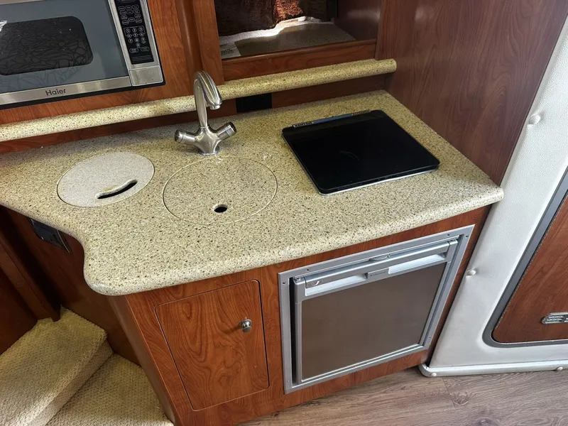 Slide: The Image of Rinker 310 Express Cruiser 2012 - 6550940