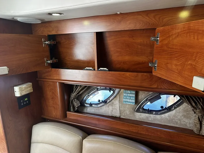 Slide: The Image of Rinker 310 Express Cruiser 2012 - 6550931