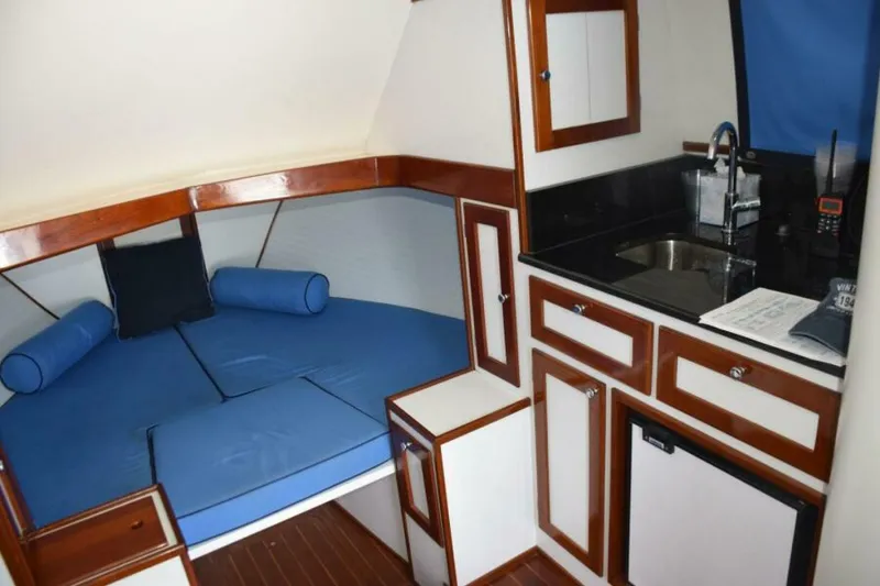 Slide: The Image of Cabin To Starboard Side - 7384075