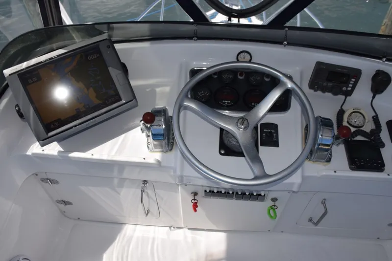 Slide: The Image of Edson Helm Wheel, Morse Single Lever Controls, Compass - 6551395
