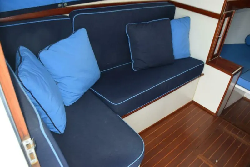 Slide: The Image of L Shape Settee To Portside - 7384086