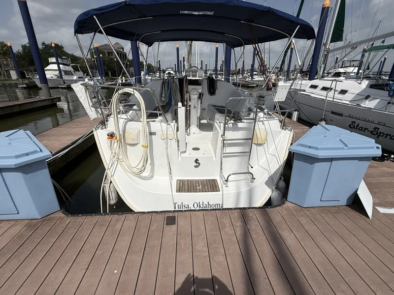 Slide: The Image of Beneteau 373 - 6551995