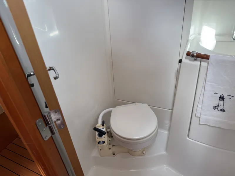 Slide: The Image of Beneteau 373 - 6552060